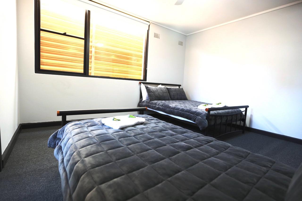 Panania Hotel Sydney Exterior photo